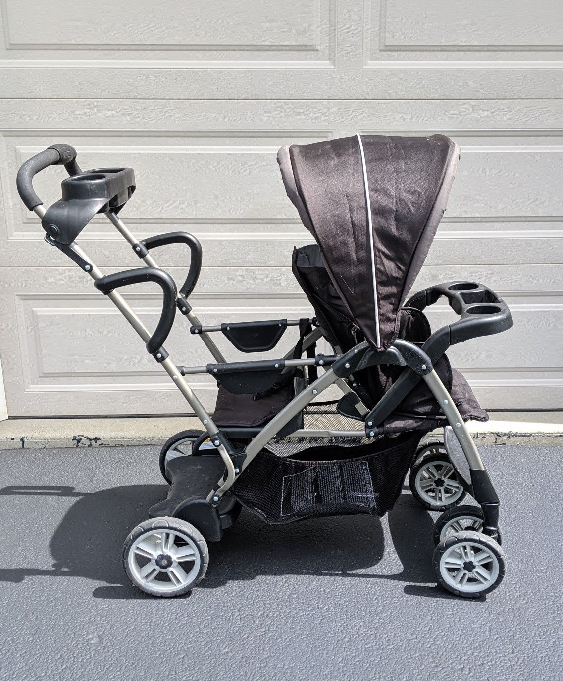 Graco RoomFor2 Double Stroller (Sit & Stand)