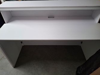 Mobile bar table