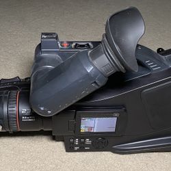 Panasonic Professional Shoulder mounted Camcorder 