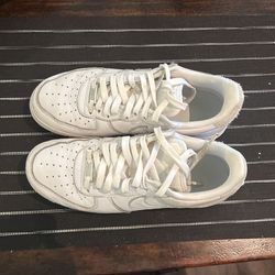 Nike AF1’s for Man Size 9