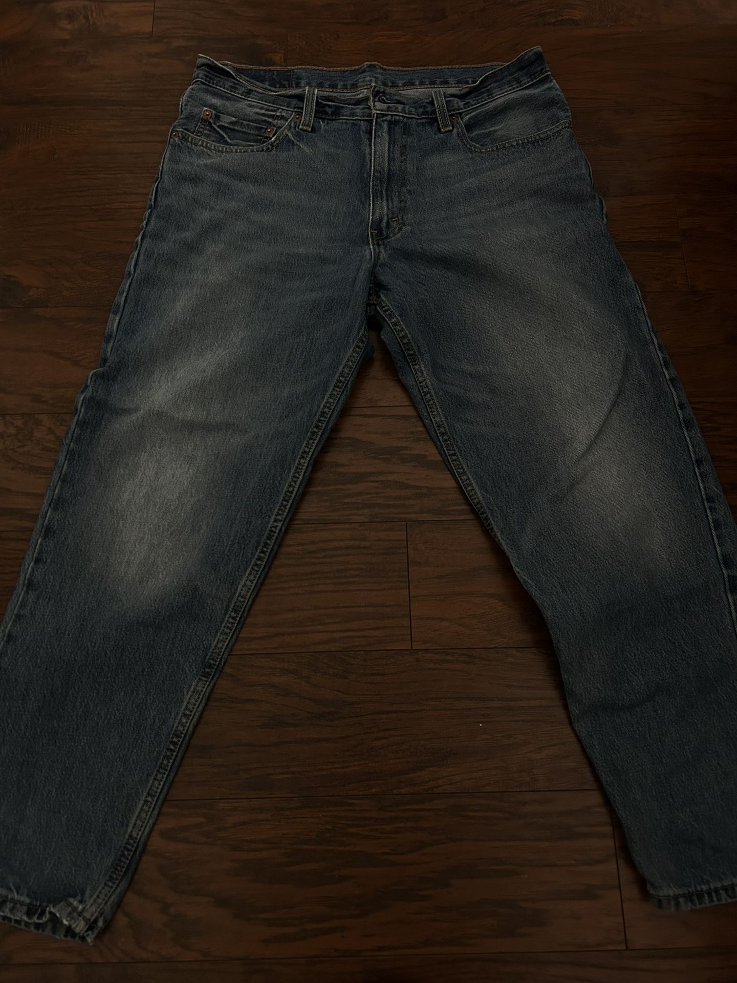 Levi’s 550