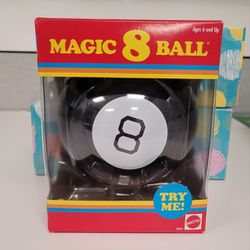 Magic 8 Ball - 5 Pieces