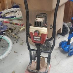 Craftsman Rollertieller.  Needs Spark Plug And Prime Bubble 
