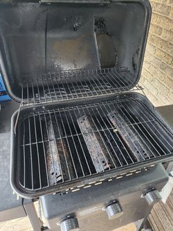 Small BBQ Grill For Sell.