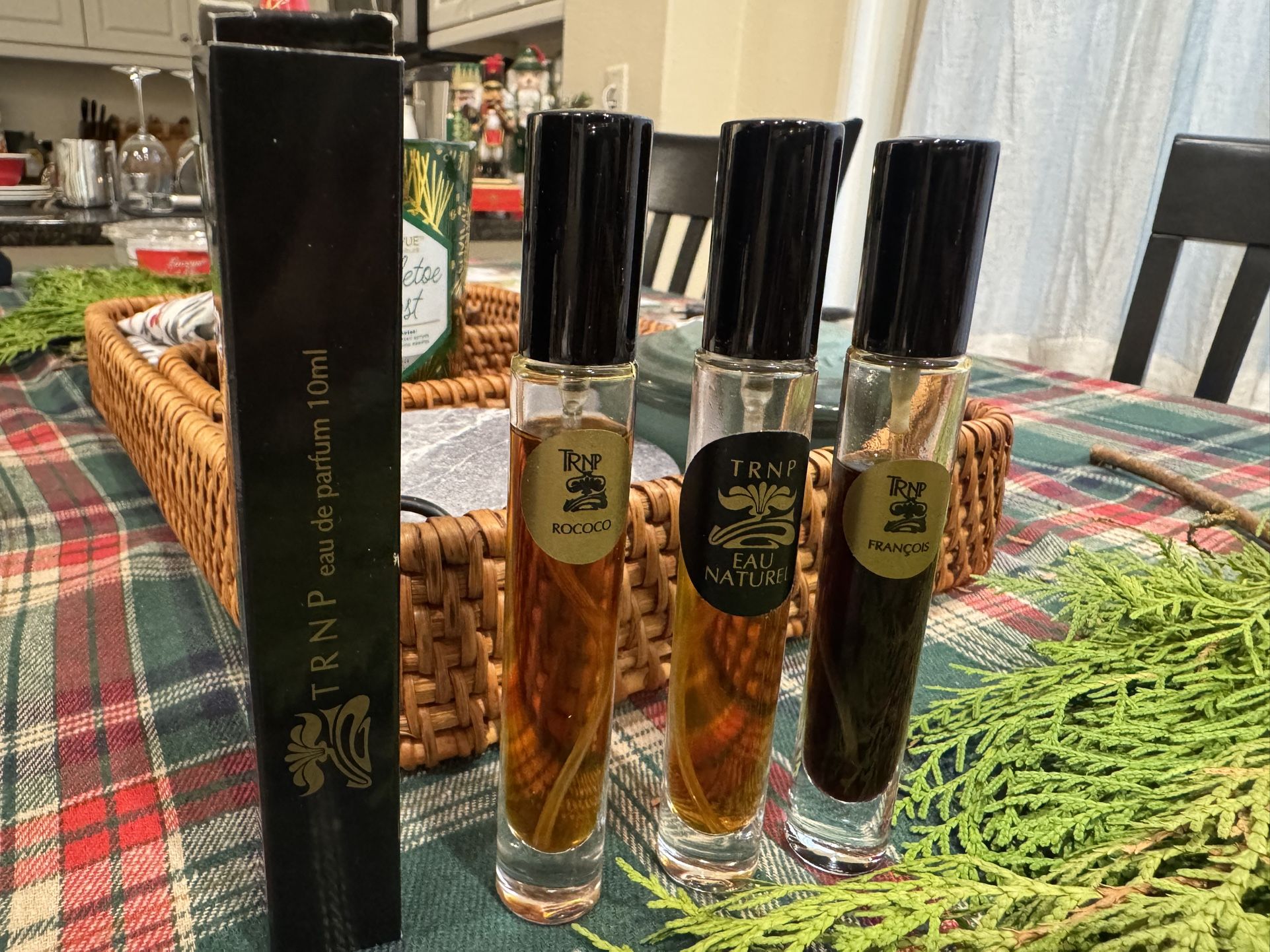 Teone Reinthal Natural Perfume 2 travel sprays (hard to find)