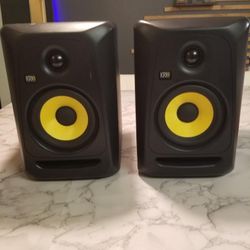 Studio Speakers