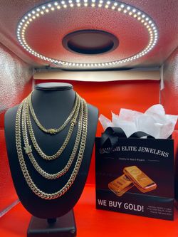 Cuban Links chains