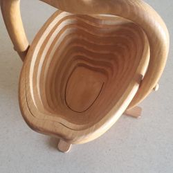 Collapsible . Wooden.  Apple. Bowl. DELTONA 