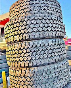 275 65 18 Goodyear tires Con 80% de Vida Las 4
