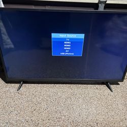 Insignia 40” Tv