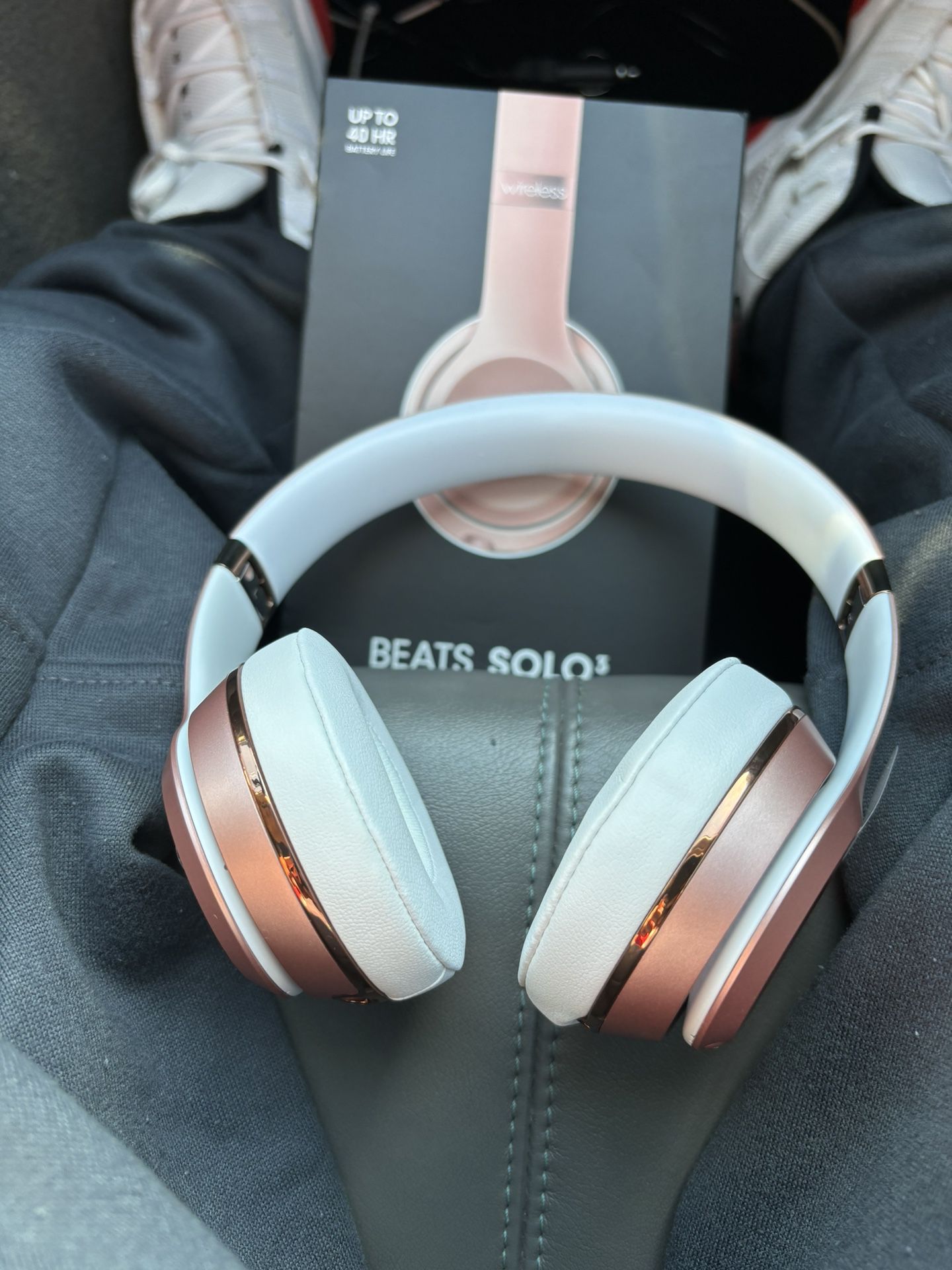 Pink Solo Beats Brand New 100$