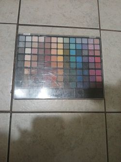 NYX  EYELOVE 94 EYESHADOW PROFESSIONAL MAKEUP