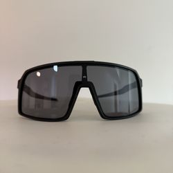 Oakley Sutro Black (BEST OFFER)