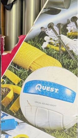 NEW - Quest Volleyball Net Set
