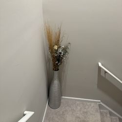 Tall Decorative Floor Vase w/ Dried Floral Arrangement – Modern Decor