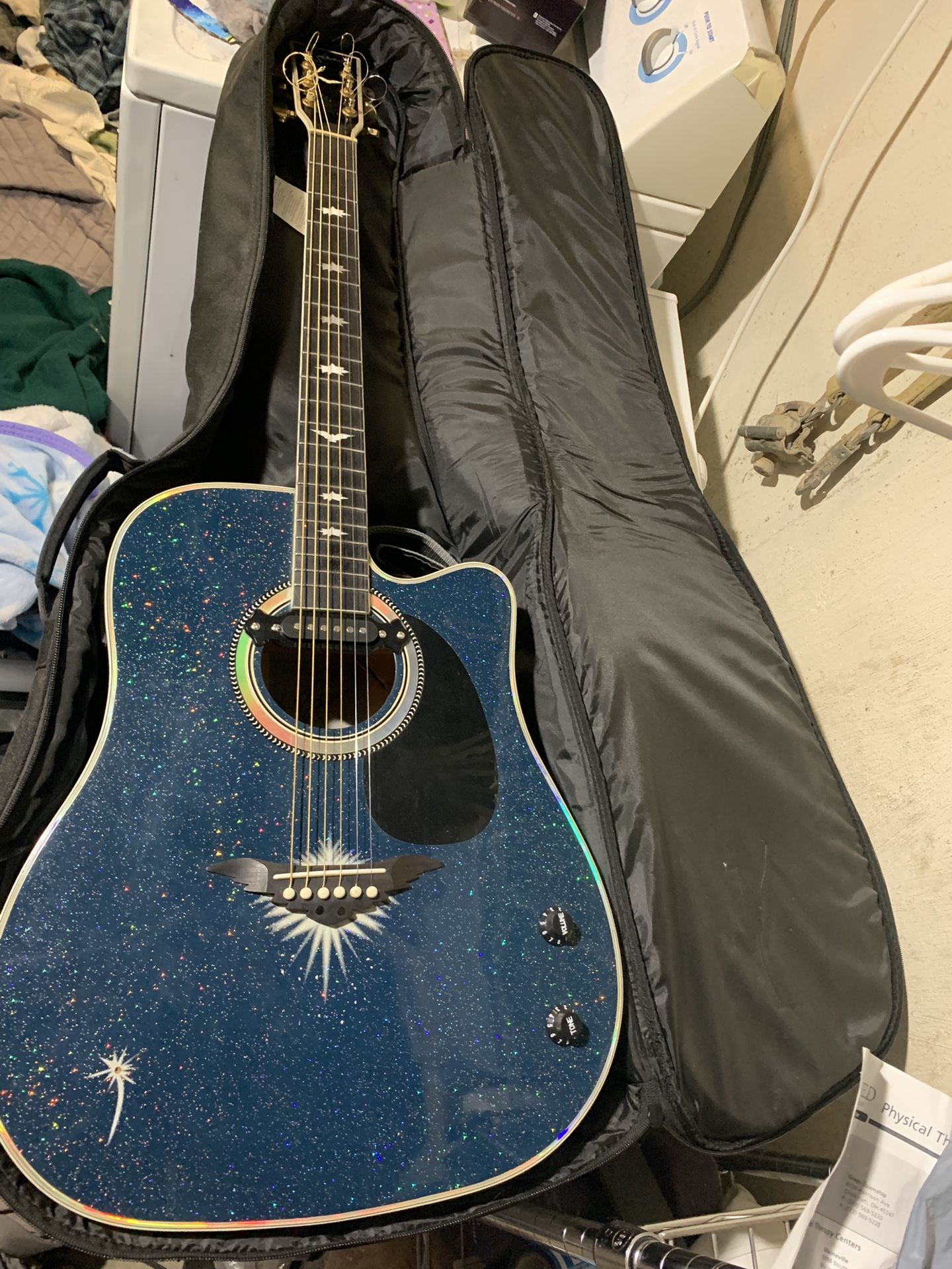 American Legacy Acoustic/Electric Guitar