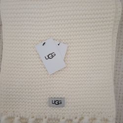 New - UGG Fringe Trim Knit Scarf (Color: Ivory)