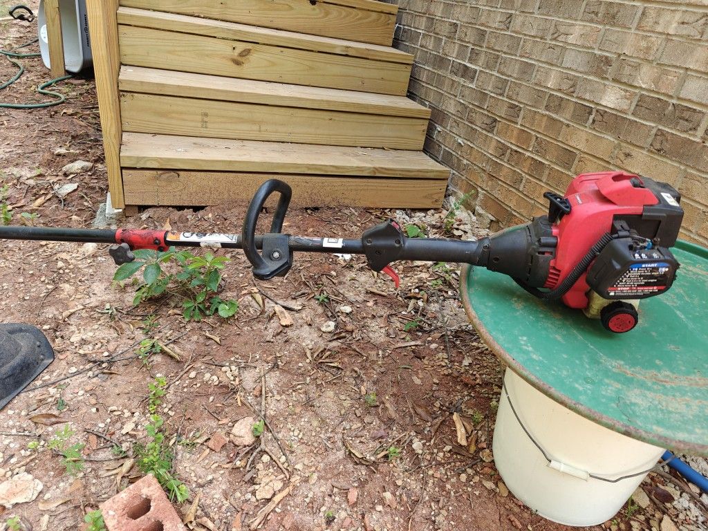 Troybuilt TB22 EC Gas Weedeater
