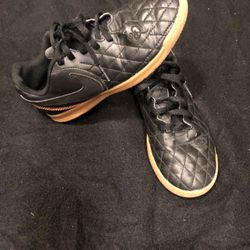 Nike Tiempo