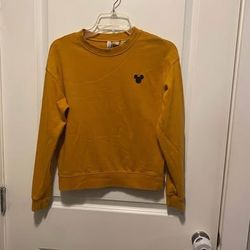 Disney Mikey Mouse Mustard Crewneck Long Sleeve Sz small Sweat Shirt Style must pick up