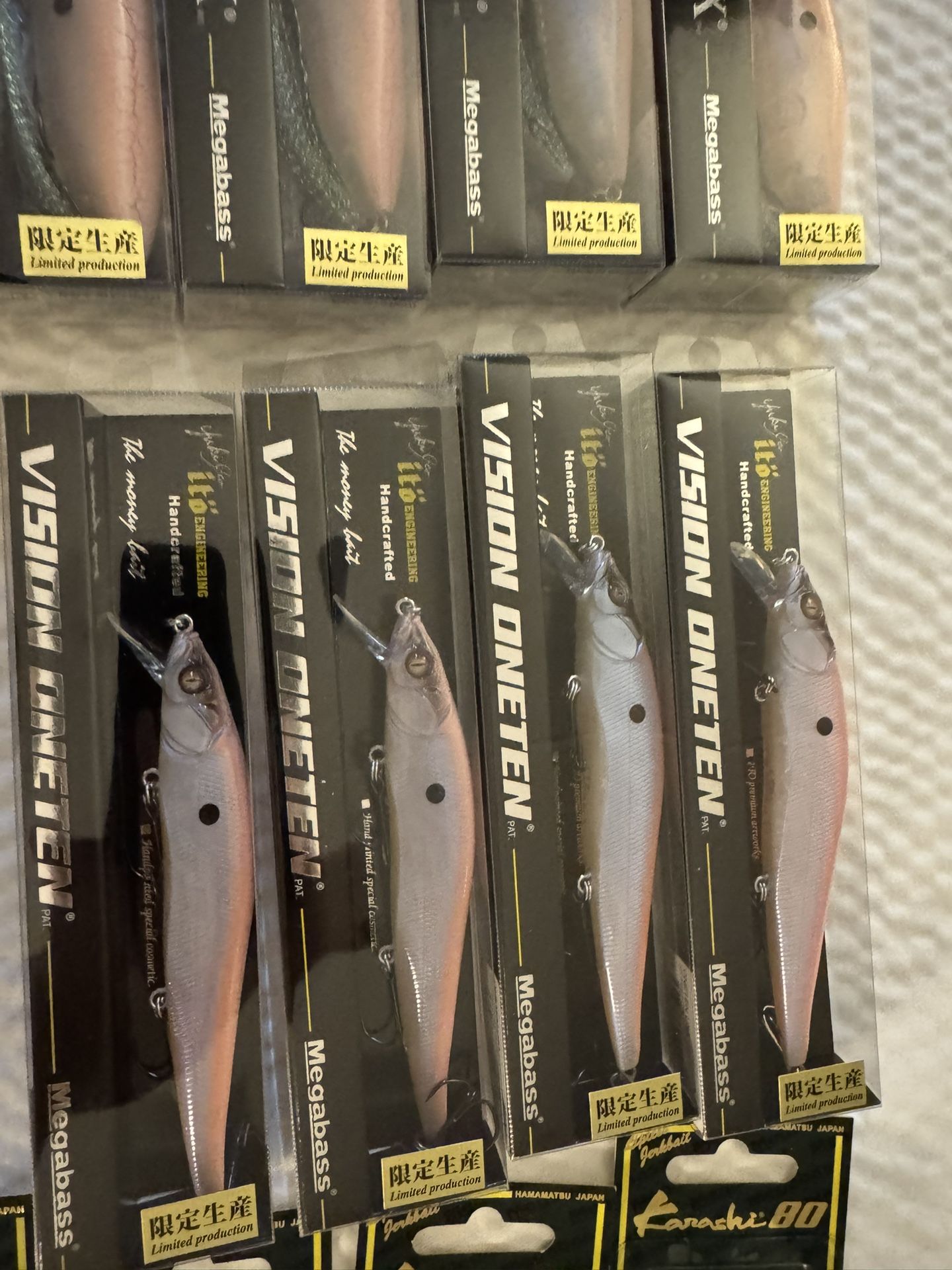 MegaBass SS pearl ore Classic special