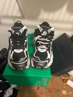 Balenciaga runners