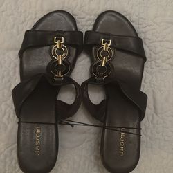 Brand new size 9 Jasmin low heels shoes