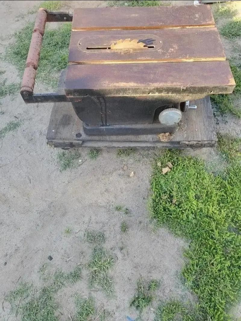 Older Craftsman Table Saw
