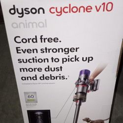 NIB Dyson Cyclone V10 