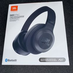 NEW   JBL Bluetooth Overear Noise Canselling Headset