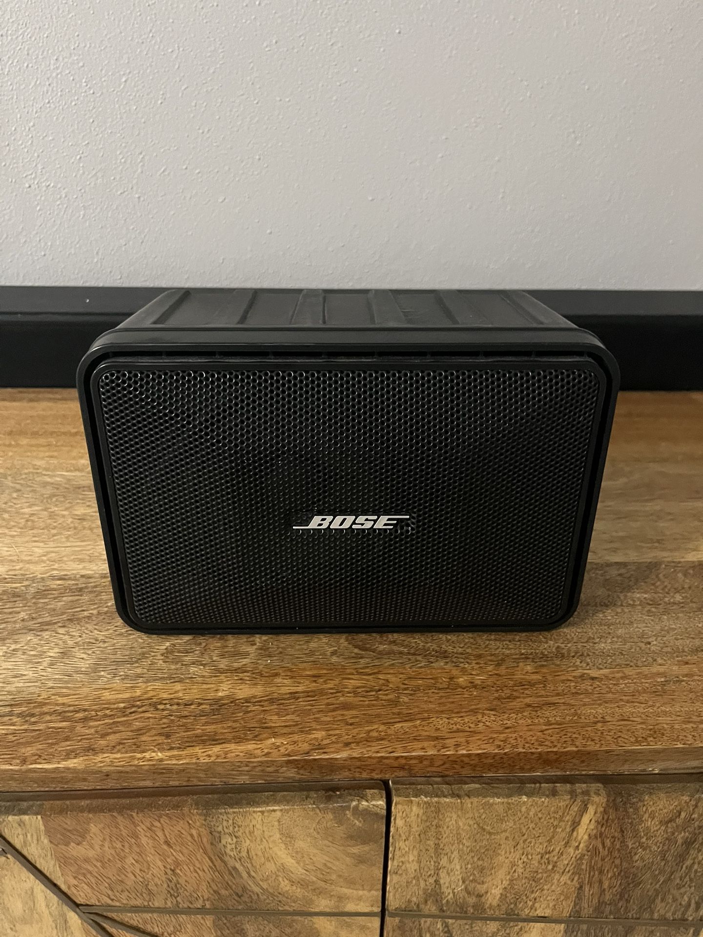 Bose Model 101 Music Monitor SINGLE Indoor Outdoor Speaker Black - Tested