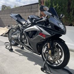 2007 GSXR 750