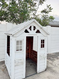 Kids Playhouse (painted white)