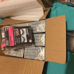 eyelashes and accessories 