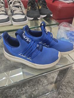 Kids 3 1/2 Addidas Shoes!