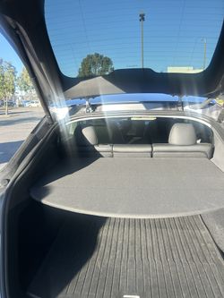 Model Y Parcel Shelf