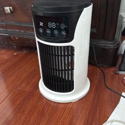 A 3-in-1 portable air conditioner humidifier fan with ambient light - USB power supply