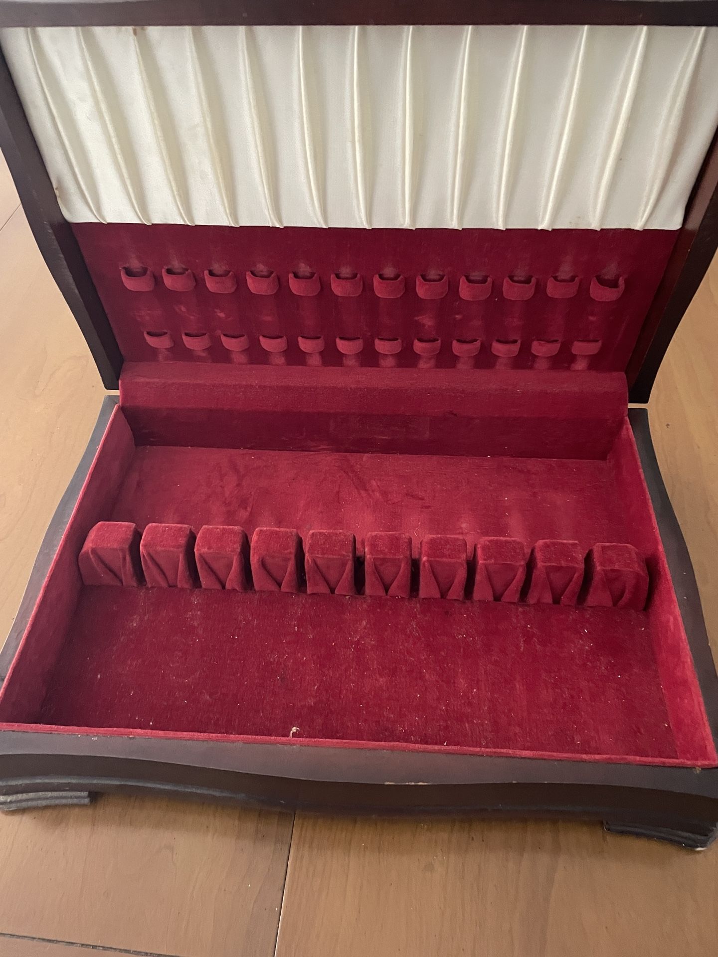 Empty Antique Wooden Box Felt Lined Silverware Box 17x12x4
