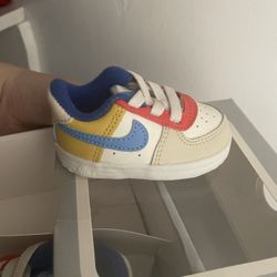 Baby Nike