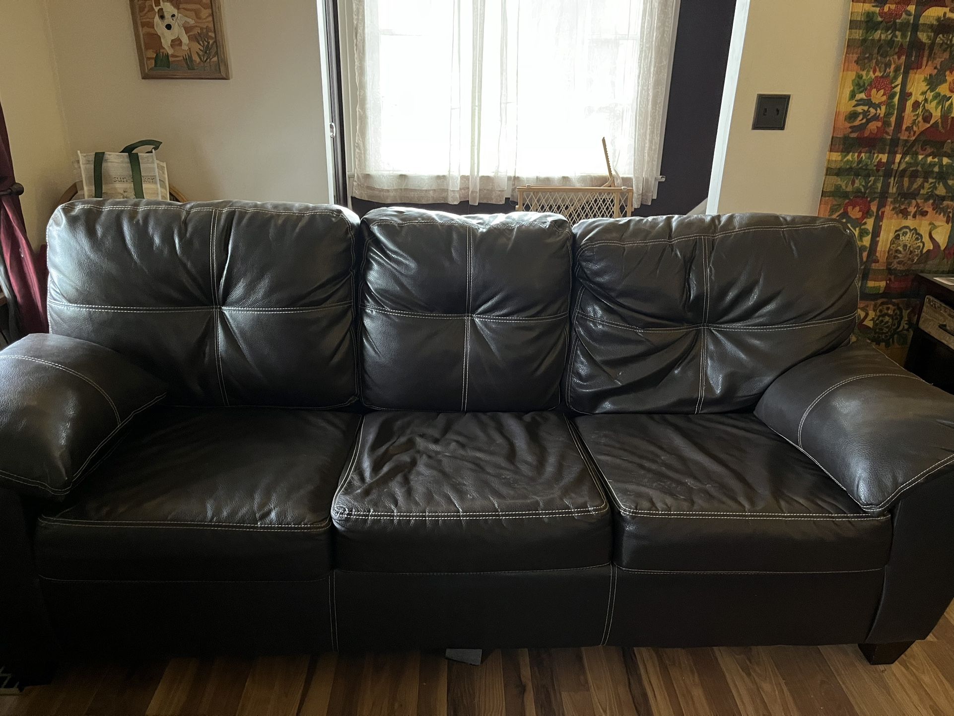 Leather Couch With Pull Out Bed