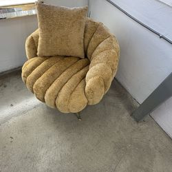 Chair/accent chair/overstuffed chair/mid-century styled chair