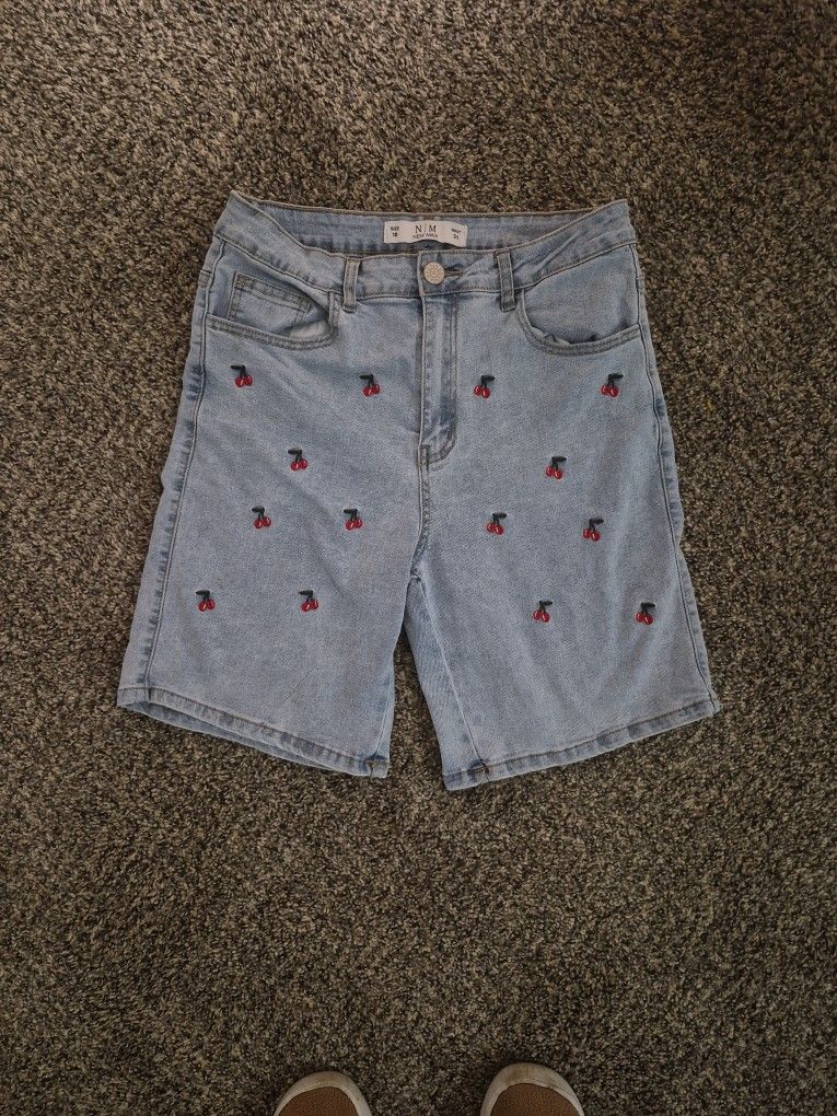 Cherry Shorts N/M 