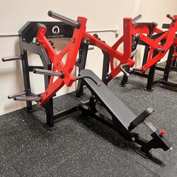 QLI Plate Loaded Incline Chest Press