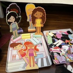Pretend Fashion Magnet Set