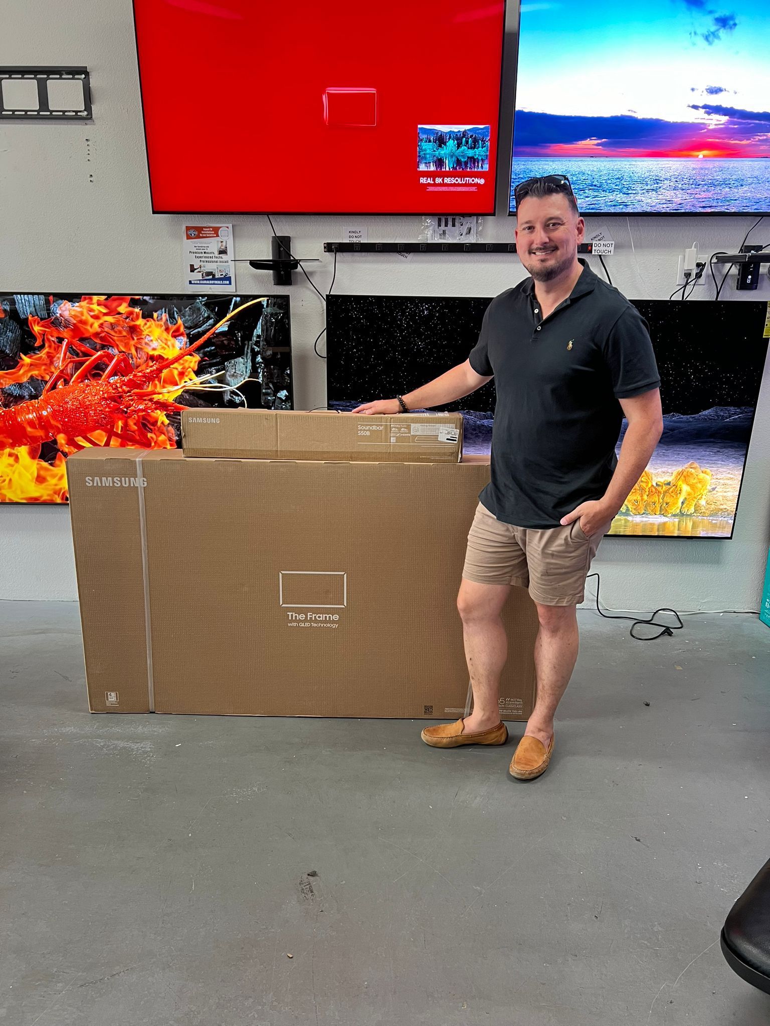 65” The Frame From Samsung QLED 4k 120hertz Smart Tv 