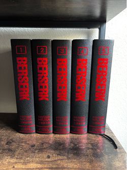 Berserk Deluxe Edition Volumes 1-5