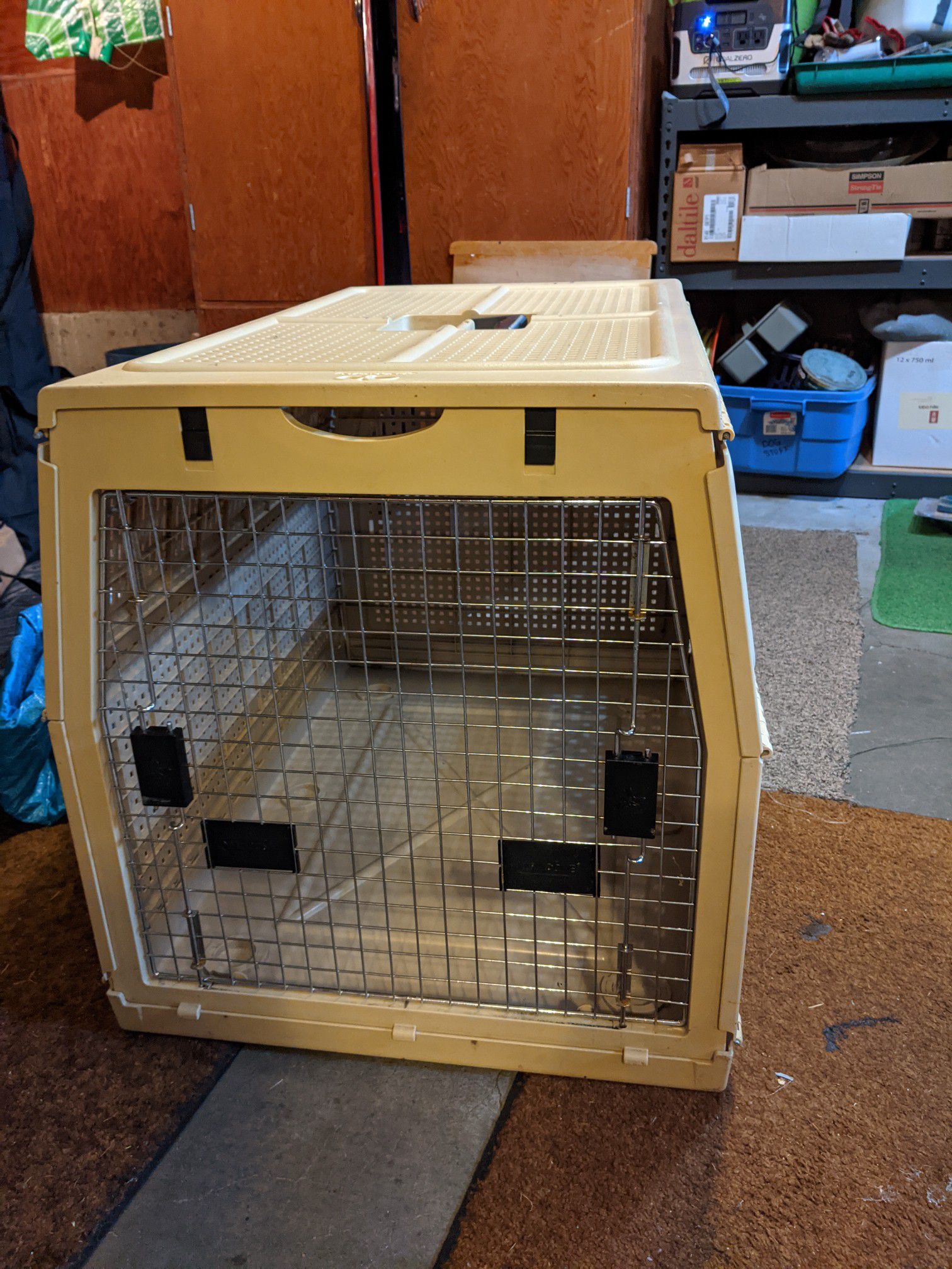 Collapsible Nylabone Dog Crate