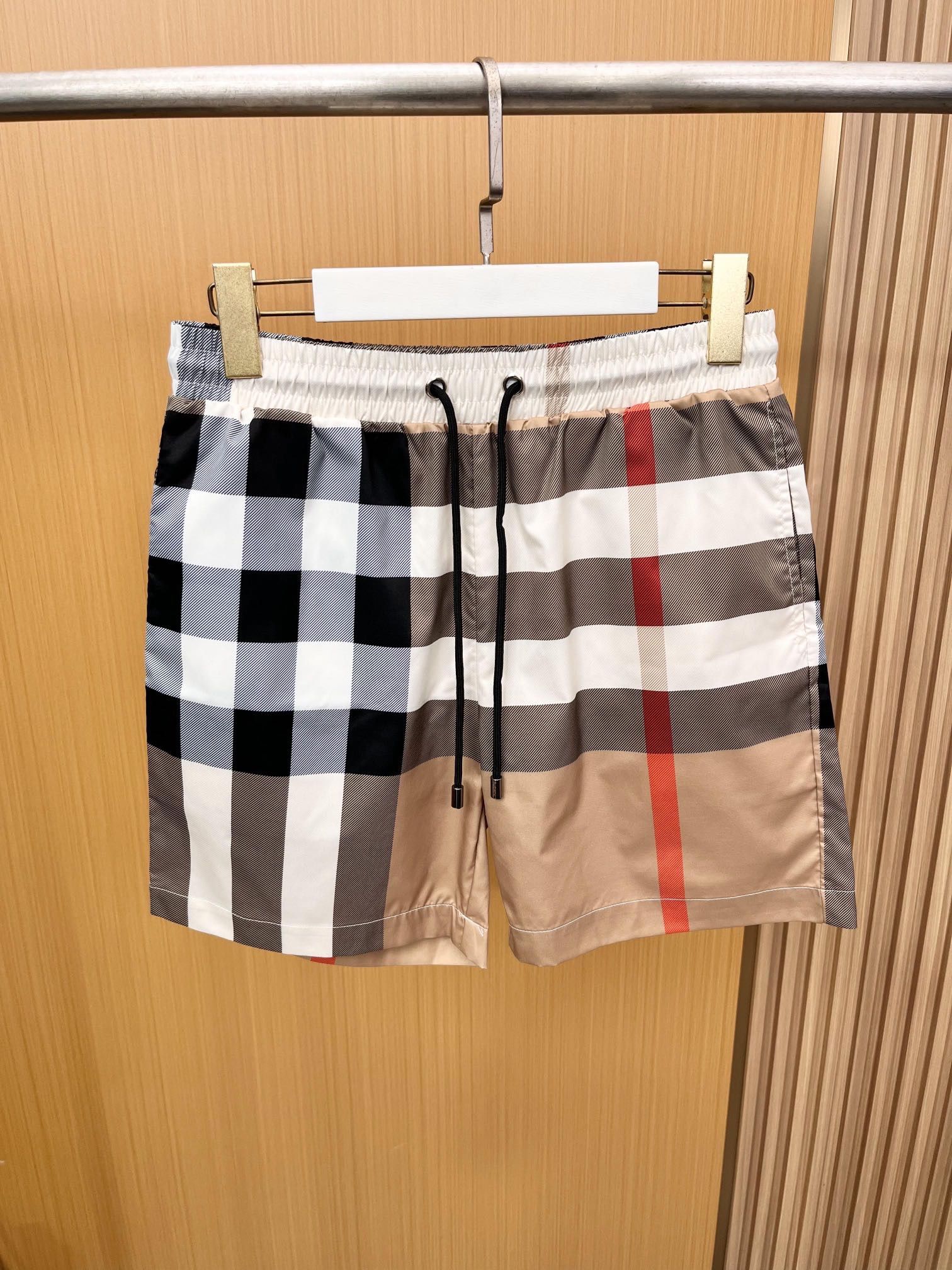 Beachwear Burberry Shorts Summer Vacation Style BB New Collections 