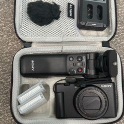 Compact Creator Kit: Sony ZV-1M2 + Tripod, Charger, Extras