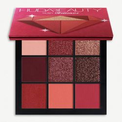 Huda Ruby Eyeshadow Palette 